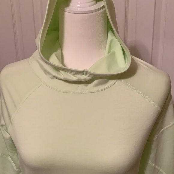 GAP FIT Lime Green Hooded Pullover. Size Small - Picture 2 of 6